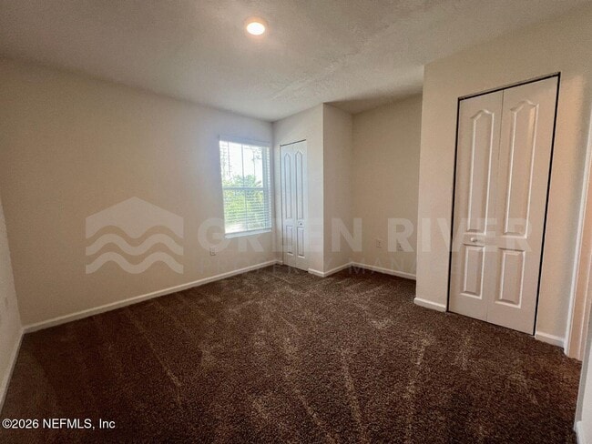 Building Photo - 294 Aralia Ln