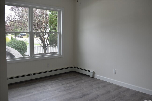 Building Photo - 161 9th Ave