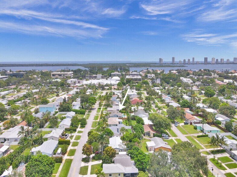Building Photo - 424 Gulf Rd