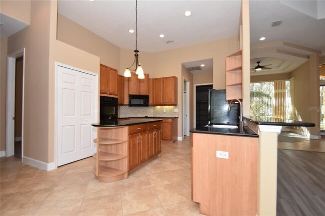 Building Photo - 17 Egret Dr