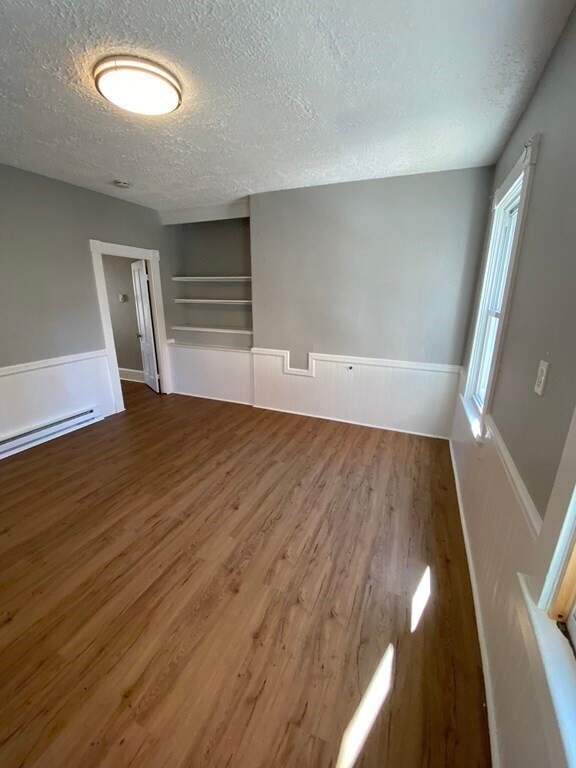 Building Photo - 10 Acushnet Ave