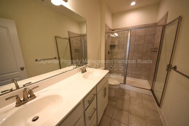 Building Photo - 126 Peck Ln