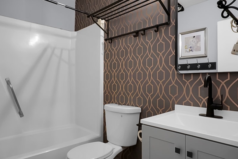 Building Photo - 2483 Realm St