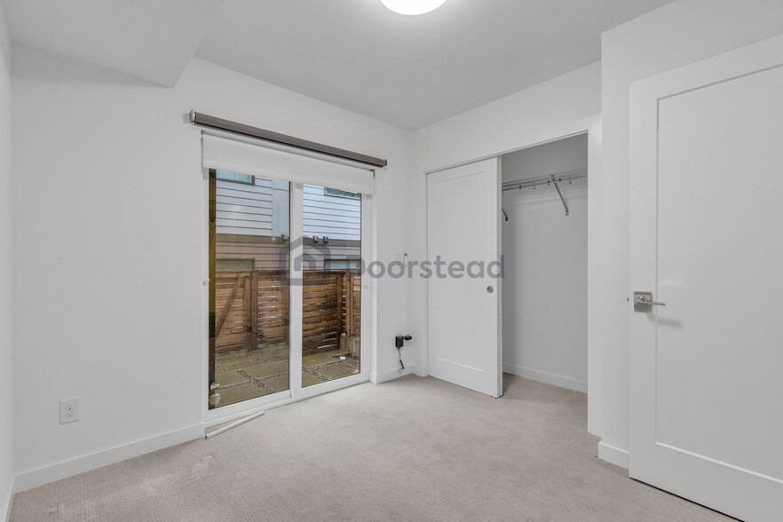 Building Photo - 6309 9th Ave NE