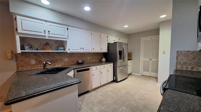 Building Photo - 2813 Woodpath Ln