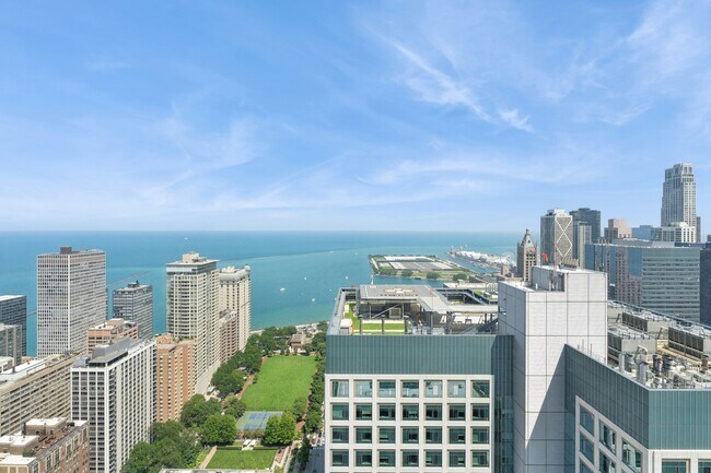 Building Photo - 161 E Chicago Ave