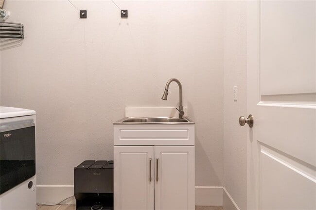 Building Photo - 96 Madrone Terrace Pl