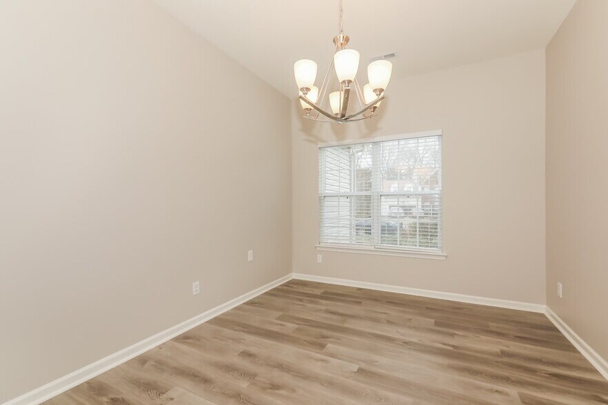 Building Photo - 6604 Reedy Creek Rd