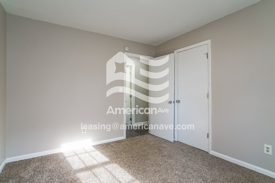 Building Photo - 7429 Buck Rd