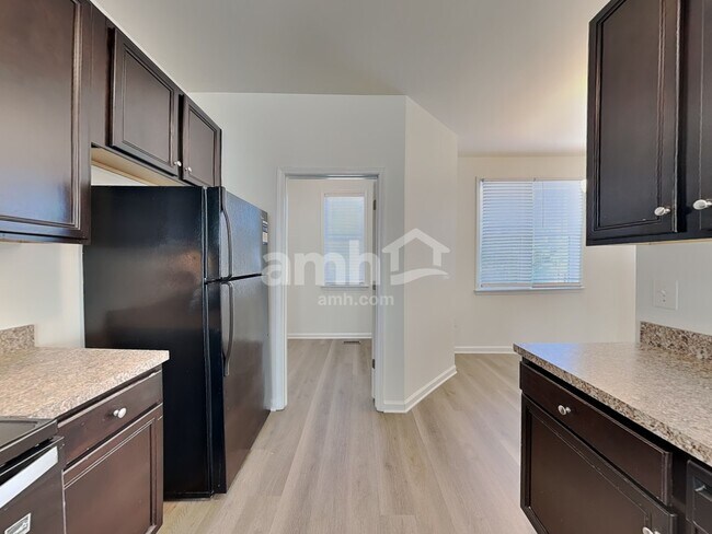 Building Photo - 192 Meadow Loop Dr