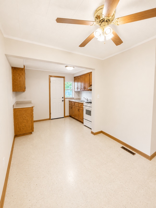 Building Photo - 3518-3520 Ruby Way