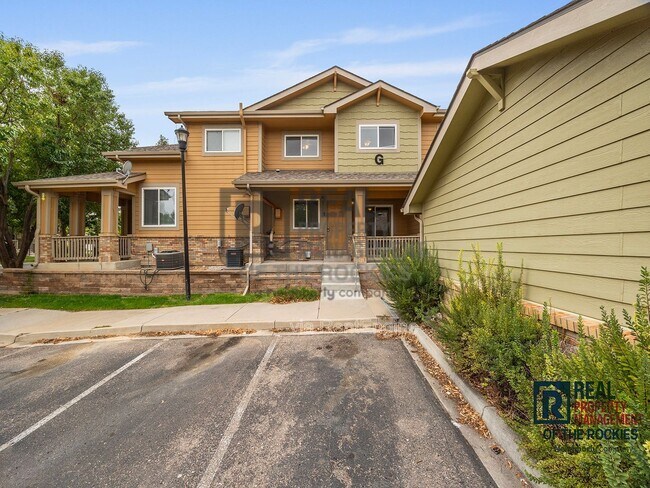 Building Photo - 2702 Rigden Pkwy