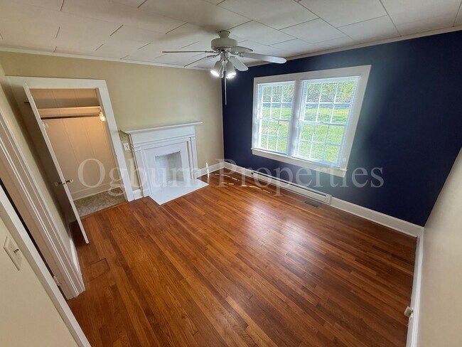 Building Photo - 159 Stanton Dr