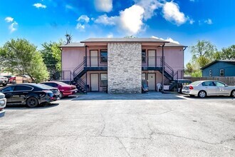Building Photo - 8419 Riverstone Dr