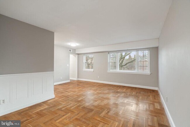 Building Photo - 1311 N Ode St