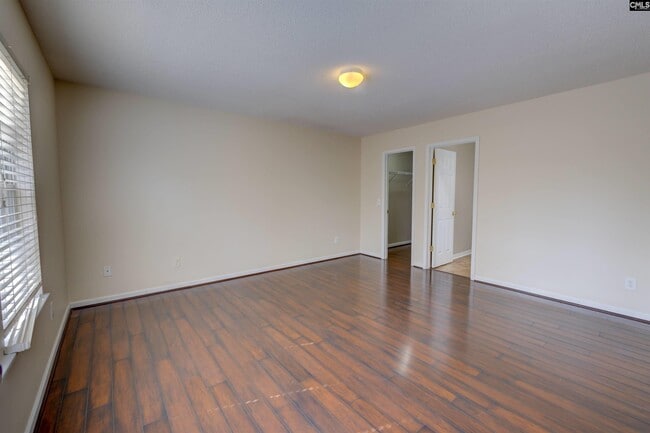 Building Photo - 1908 Lake Carolina Dr