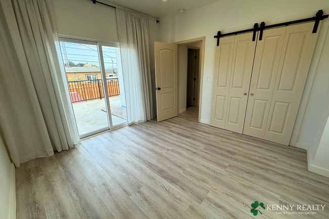 Building Photo - Brand New 2 Bed/2 Bath ADU with Balcony + A/C in South San Francisco