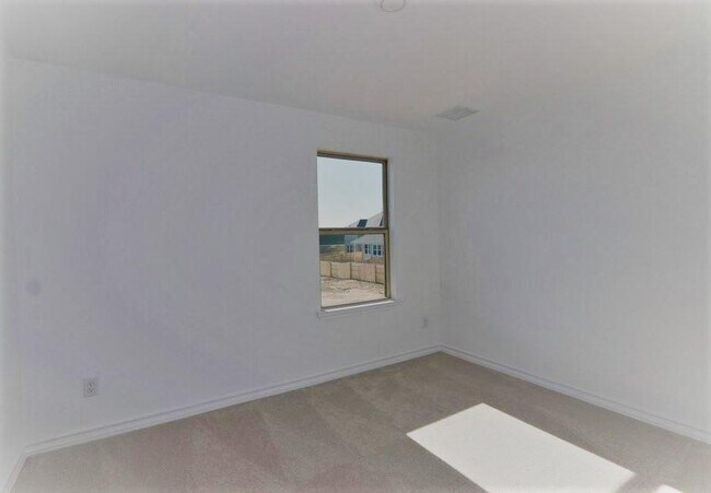 Building Photo - 562 Papaya Dr