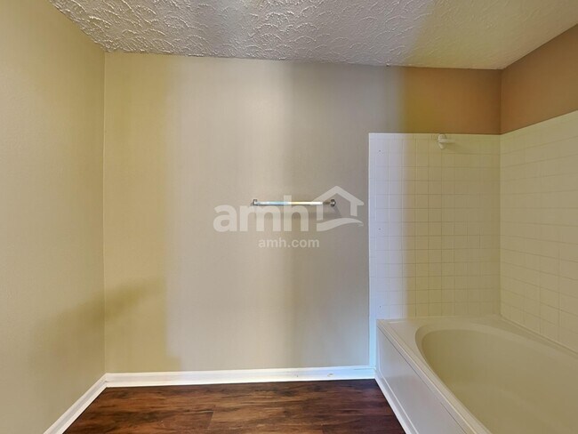 Building Photo - 12154 Brushfield Ln