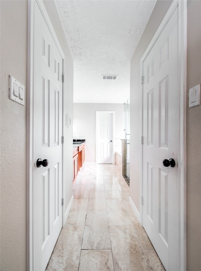 Building Photo - 13618 Woodspire Dr