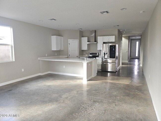 Building Photo - 1401 S 11th Ave