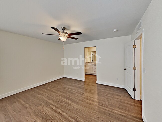 Building Photo - 4473 Crestone Peak St