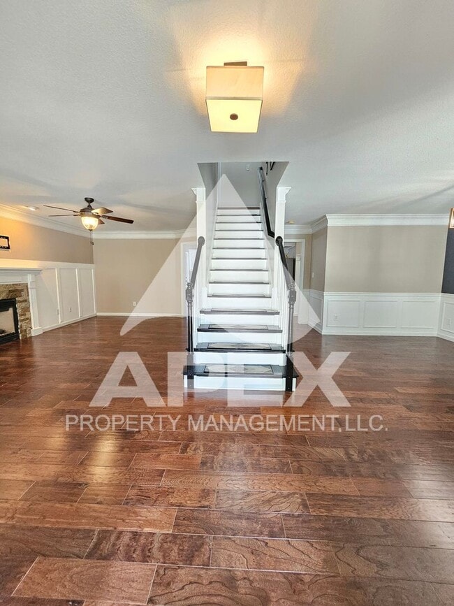 Building Photo - 5826 Wall Flower Ln