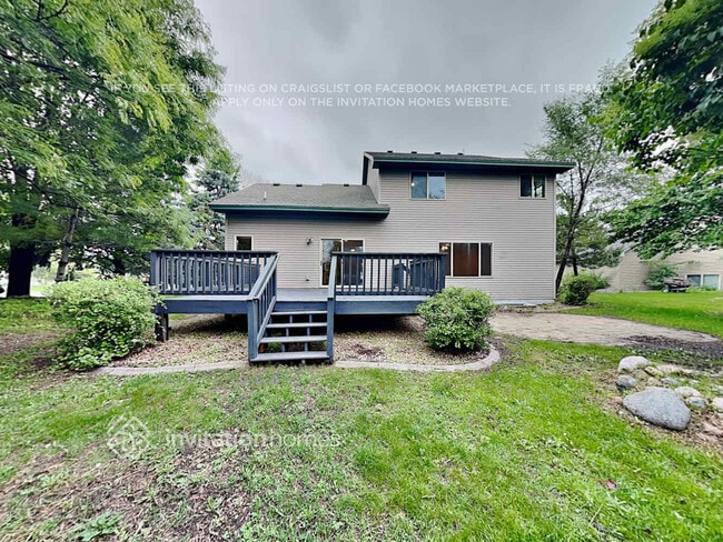 Building Photo - 5043 Ladyslipper Ave N