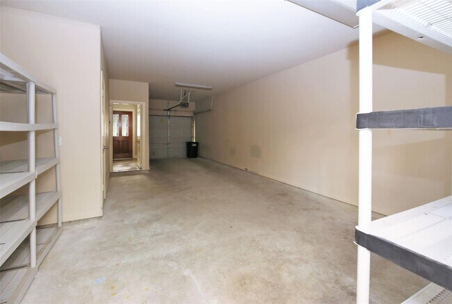 Building Photo - 2902 Chenevert St