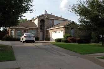 Building Photo - 15788 Western Trail