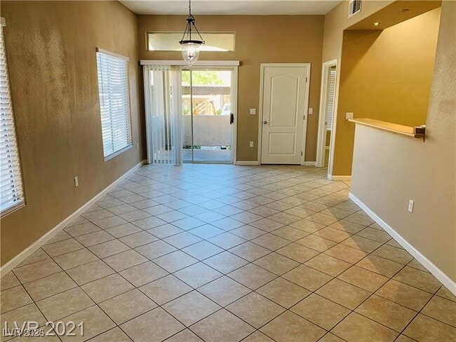 Building Photo - 3355 Cactus Shadow St