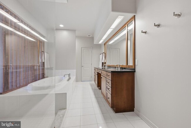 Building Photo - 118 Bancroft Mills Rd