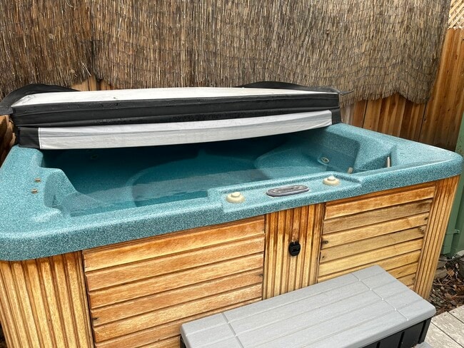 Building Photo - 3361 Heavenly Valley Rd