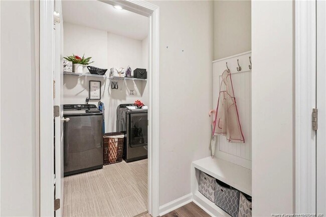 Building Photo - 601 Laurel Lake Rd