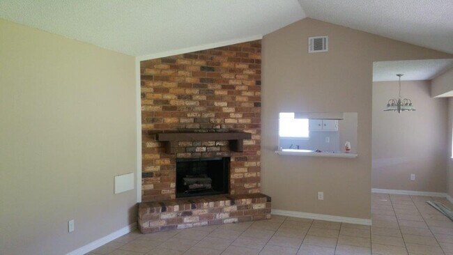 Building Photo - 12210 Roandale Dr