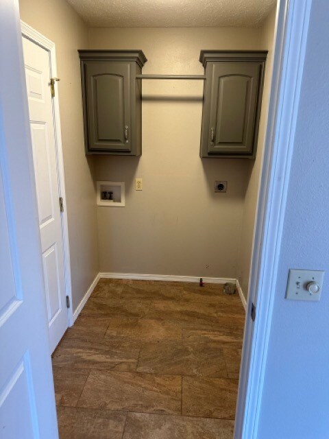 Building Photo - 1258 W Bluegrass Rd