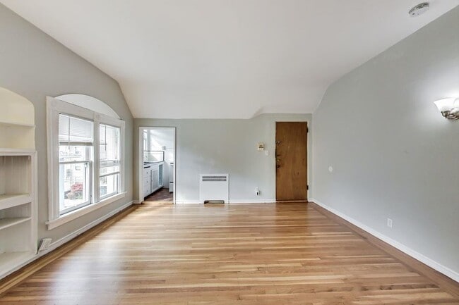 Building Photo - 2338 Channing Way