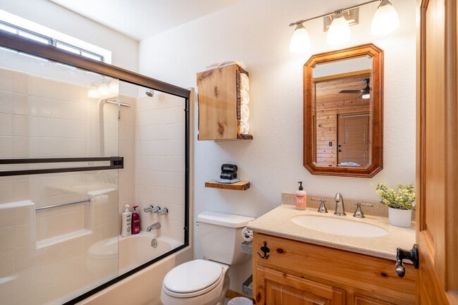 Building Photo - Charming 3 Bed Mountain Retreat | Wood Beams, Fireplace & Deck