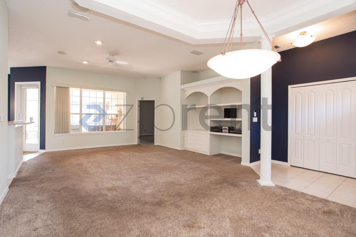 Building Photo - Unit