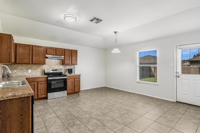 Building Photo - 116 Mallard Ln