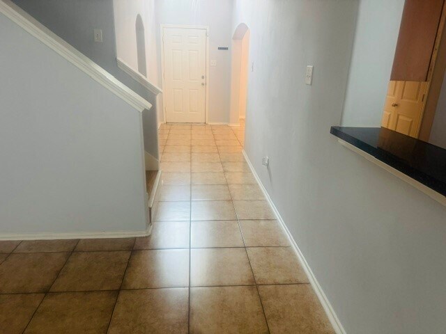 Building Photo - 10411 Iris Lake Ct