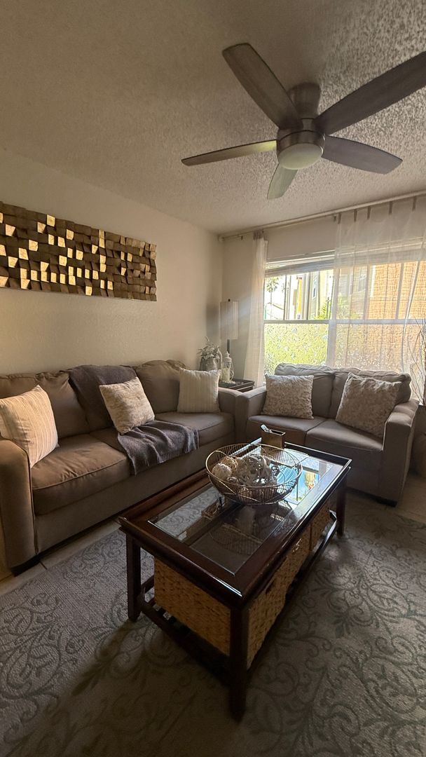 Building Photo - Charming 1bed 1bath Condo in Kissimmee