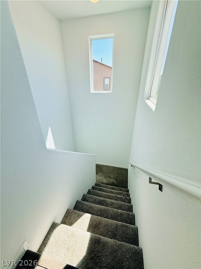 Building Photo - 398 Moonlight Opera Ct