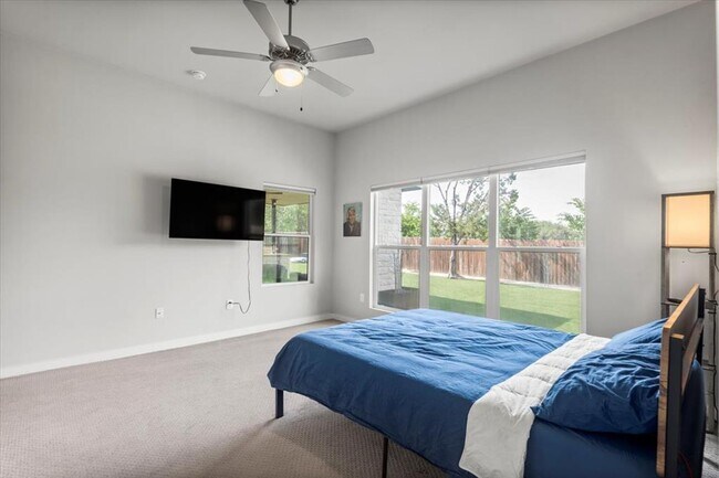 Building Photo - 15202 Cavalier Canyon Dr