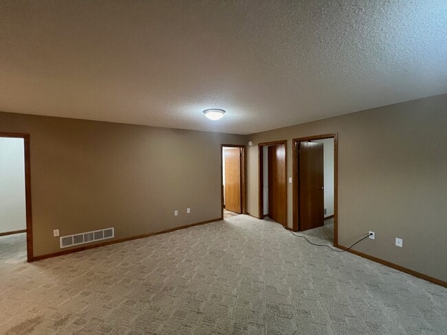 Building Photo - 4702 Curran Ct