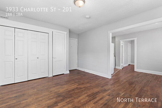 Building Photo - 3933 Charlotte St