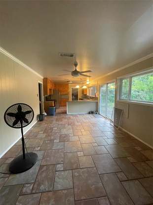 Building Photo - 5238 Beechnut St