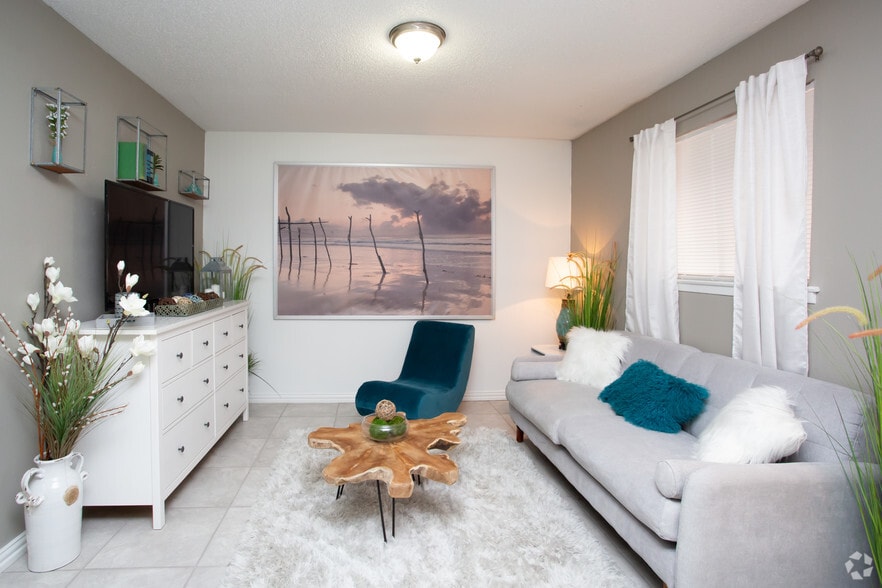 2 Bedroom 1 Bath - Western Oaks