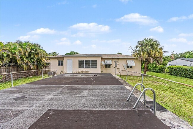 Building Photo - 13020 NW 1st Ave