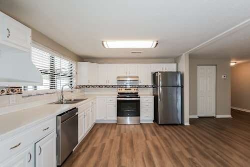 Building Photo - 6828 Eden Ln